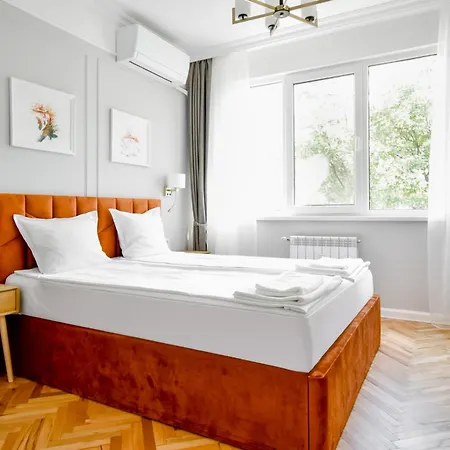 公寓 Stylish 2bd With Balcony & Desk Near Vitosha Blvd *