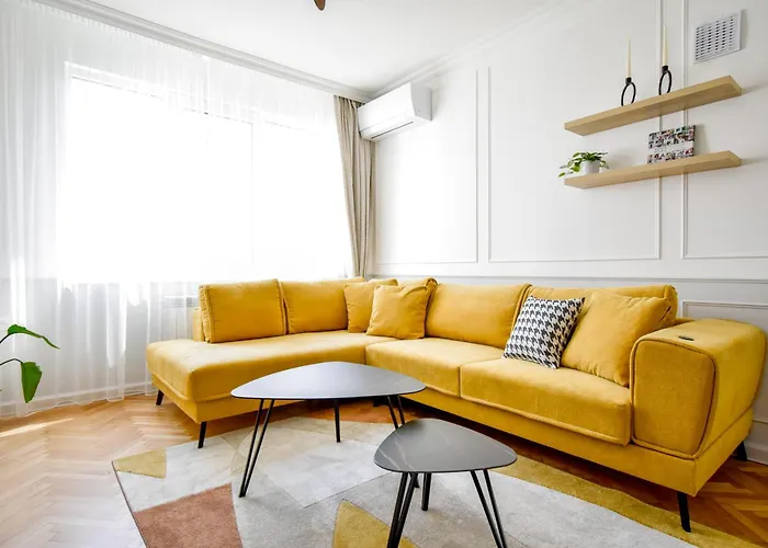 Stylish 2bd With Balcony & Desk Near Vitosha Blvd By Flat Mаnager *